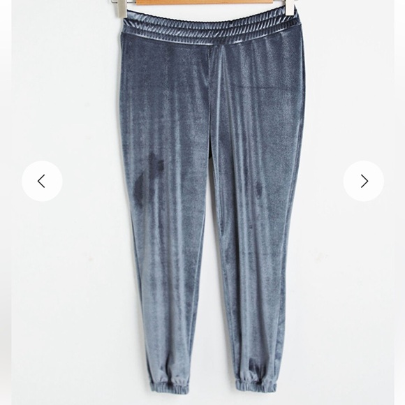 LCW Maternity Shiny Gray Velvet Maternity Sweatshirt & Sweatpants Small - Picture 12 of 15